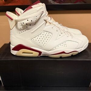 Jordan 6 Maroon